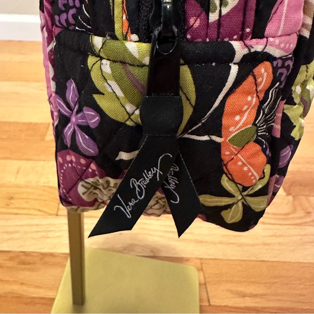 Vera Bradley Quilted Lunch Bag, Pirouette Pink Pattern (Retired) - Picture 3 of 4